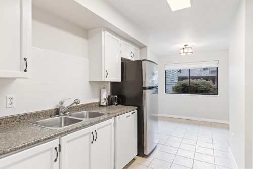 12-20681 Thorne Avenue, Maple Ridge, BC 