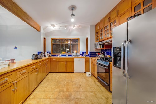 3758 35Th Avenue W, Vancouver, BC 