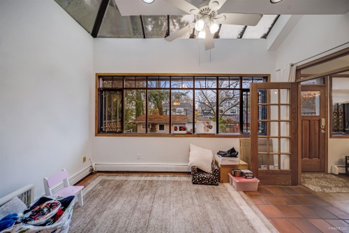 3758 35Th Avenue W, Vancouver, BC 