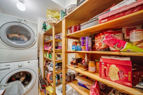 3758 35Th Avenue W, Vancouver, BC 