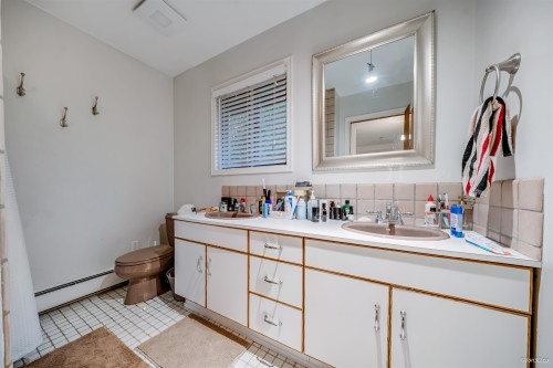 3758 35Th Avenue W, Vancouver, BC 