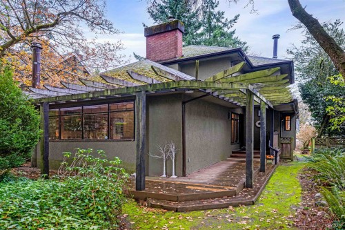 3758 35Th Avenue W, Vancouver, BC 