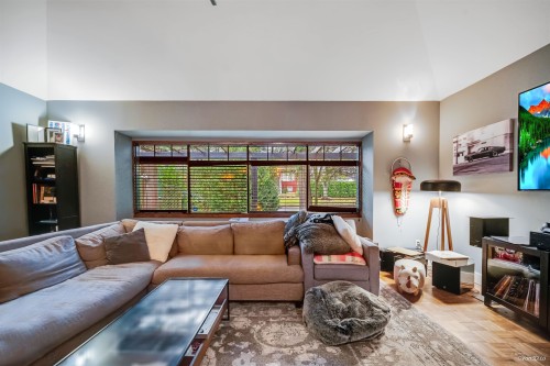 3758 35Th Avenue W, Vancouver, BC 