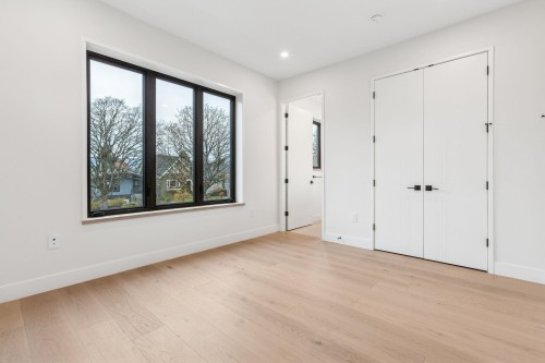 1-448 20Th Avenue W, Vancouver, BC 