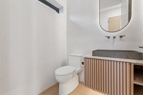 1-448 20Th Avenue W, Vancouver, BC 