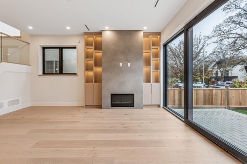 1-448 20Th Avenue W, Vancouver, BC 