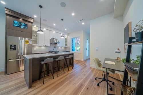 2837 31St Avenue W, Vancouver, BC 