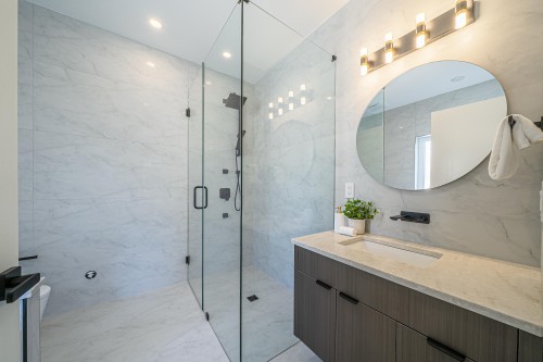 2837 31St Avenue W, Vancouver, BC 