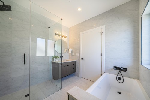 2837 31St Avenue W, Vancouver, BC 