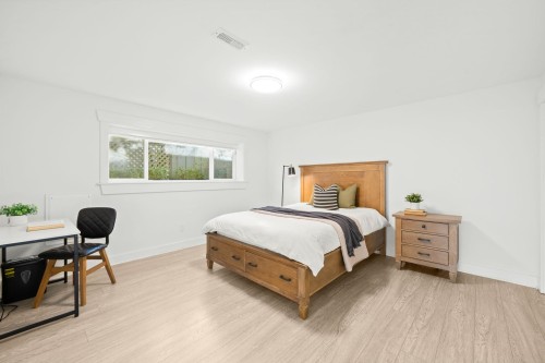 463 Beachview Drive, North Vancouver, BC 