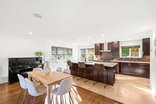 463 Beachview Drive, North Vancouver, BC 