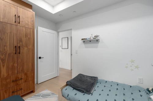 959 13Th Avenue E, Vancouver, BC 