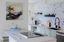 1701-1723 Alberni Street  Vancouver, BC V6G 3G9