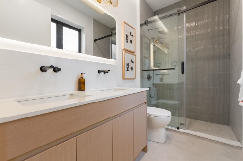 2-448 20Th Avenue W, Vancouver, BC 