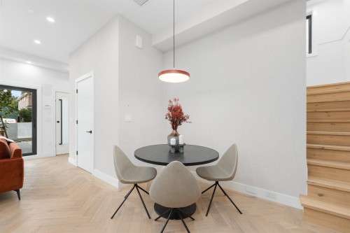 1-3118 Windsor Street, Vancouver, BC 