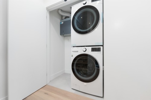 1-3118 Windsor Street, Vancouver, BC 