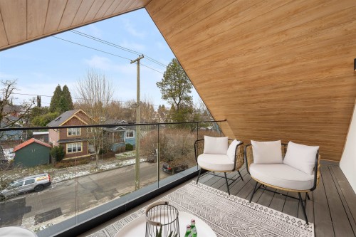 1-3118 Windsor Street, Vancouver, BC 