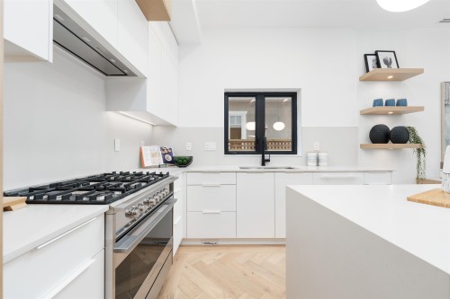 1-3118 Windsor Street, Vancouver, BC 