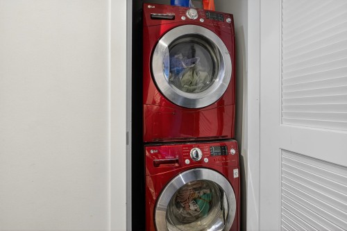 210-1777 7Th Avenue W, Vancouver, BC 