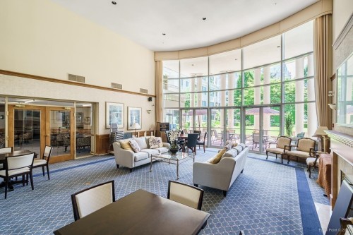 202-3098 Guildford Way, Coquitlam, BC 