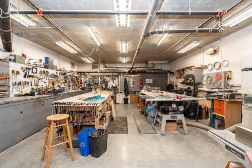 202-3098 Guildford Way, Coquitlam, BC 