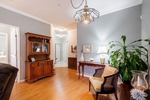 202-3098 Guildford Way, Coquitlam, BC 