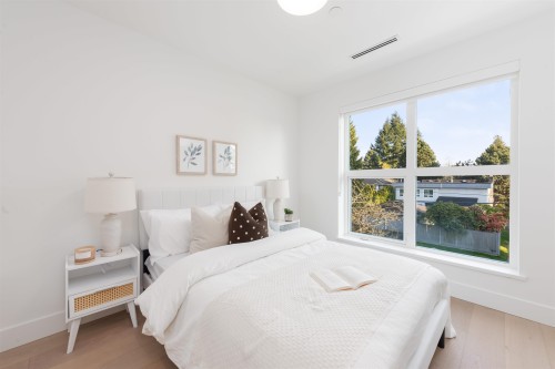 1493 52Nd Avenue W, Vancouver, BC 