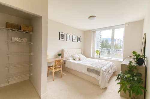 706-3100 Windsor Gate, Coquitlam, BC 