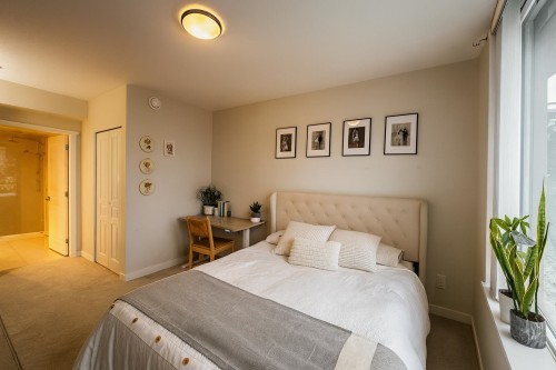 706-3100 Windsor Gate, Coquitlam, BC 