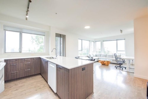 507-9250 University High Street, Burnaby, BC 