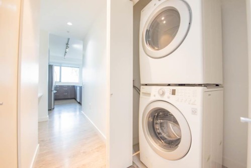 507-9250 University High Street, Burnaby, BC 