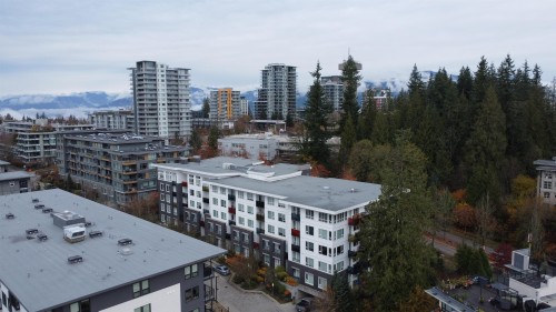 507-9250 University High Street, Burnaby, BC 
