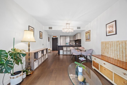 305-1571 57Th Avenue W, Vancouver, BC 