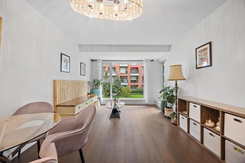 305-1571 57Th Avenue W, Vancouver, BC 