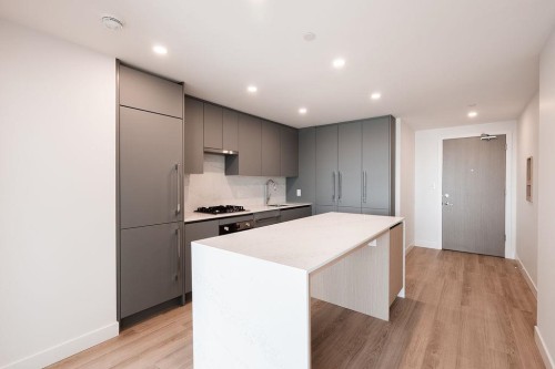 1201-5593 No. 3 Road, Richmond, BC 