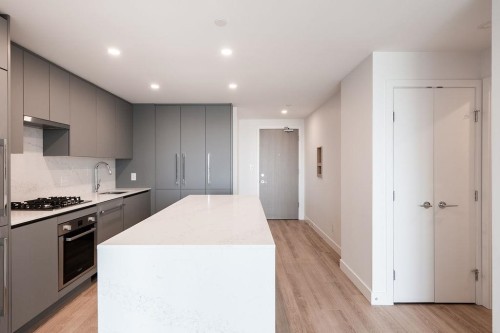 1201-5593 No. 3 Road, Richmond, BC 