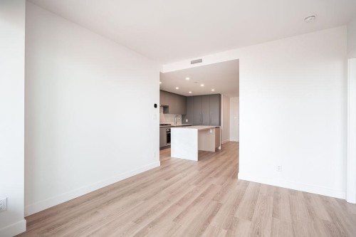 1201-5593 No. 3 Road, Richmond, BC 