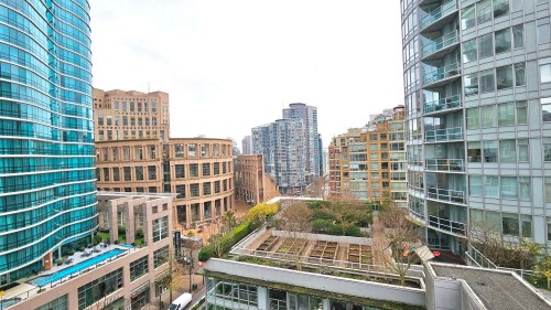 480 Robson Street, Vancouver, BC 