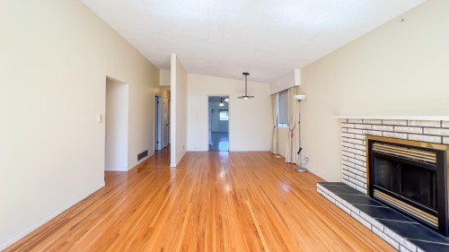 4207 Union Street, Burnaby, BC 