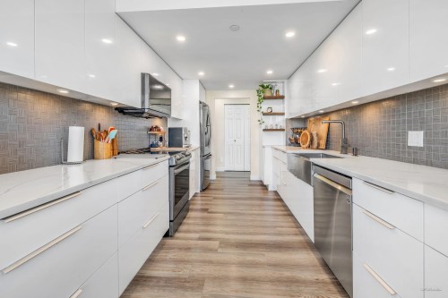 1605-1185 Quayside Drive, New Westminster, BC 