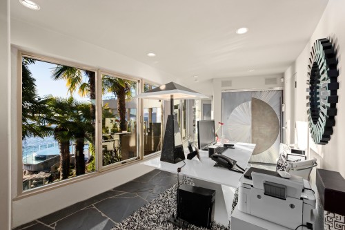 3912 Marine Drive, West Vancouver, BC 