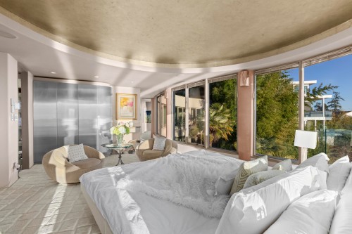 3912 Marine Drive, West Vancouver, BC 