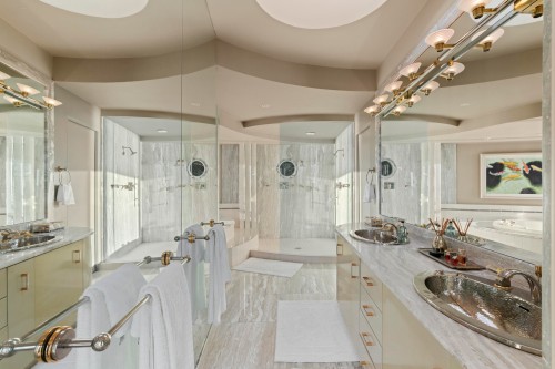 3912 Marine Drive, West Vancouver, BC 