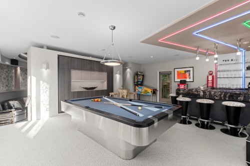 3912 Marine Drive, West Vancouver, BC 