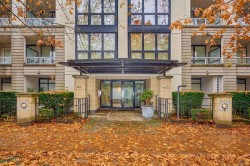 318-3638 Vanness Avenue  Vancouver, BC V5R 6H6