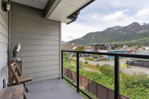 312-1466 Pemberton Avenue, Squamish, BC 