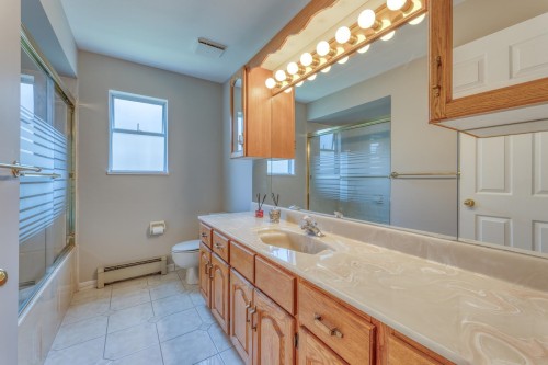 4930 Venables Street, Burnaby, BC 