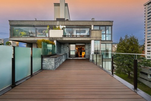 602-2090 Argyle Avenue, West Vancouver, BC 