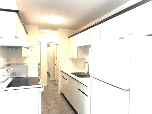 110-6420 Buswell Street, Richmond, BC 