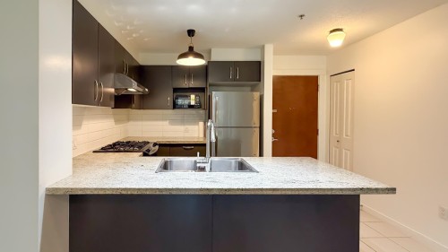 119-9288 Odlin Road, Richmond, BC 